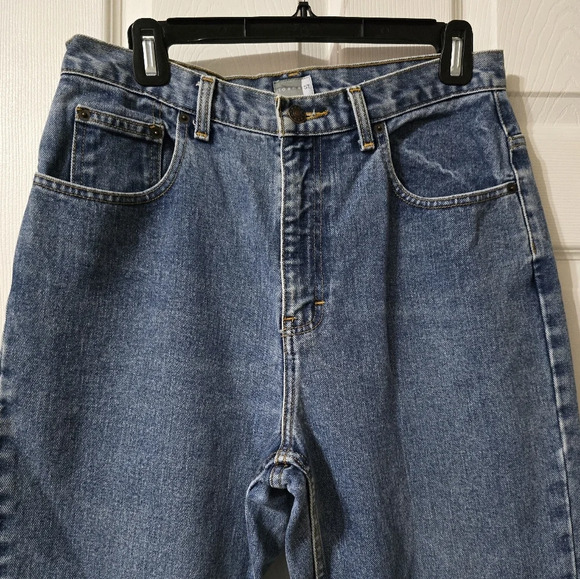 Vintage 90s Sloane St. Mom Jeans, Medium Wash, High Waist, Straight Leg, EUC! - Picture 2 of 12